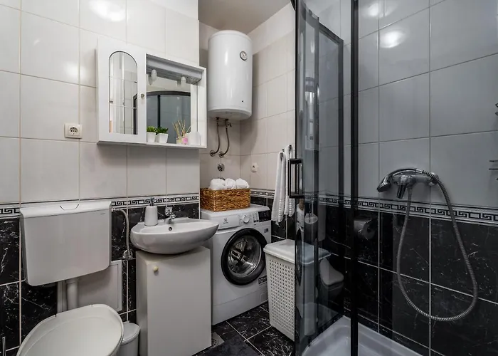 شقة Comfortable Bila سبليت